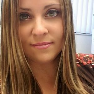 Meet your Posher, Stacy